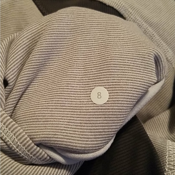 LULULEMON thumbhole hoodie tunic sweatshirt 8 - Picture 5 of 6